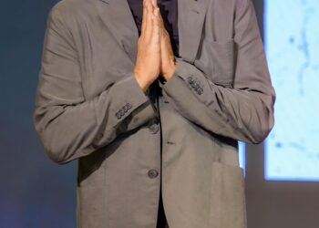 Sunny Deol recreates his iconic dialogue from ‘Ghatak’ during his fan meet in Bihar