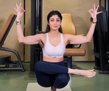 Shilpa Shetty flaunts her balancing skills: A little balance never hurt
