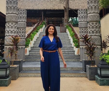 Bhagyashree reveals her fitness mantra, shares exercise for strength and stability
