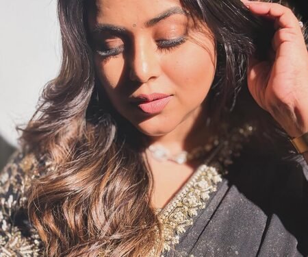 Shamna Kasim pens touching tribute to her late dad; says, “When I look into my second baby’s eyes, I see a part of you!”