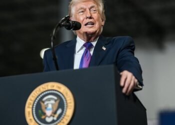 Trump unveils $2 billion mining push