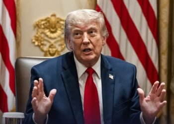 Trump to approach US Supreme Court after court blocks White House complex construction