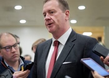 US senator targets H-1B green card pathway