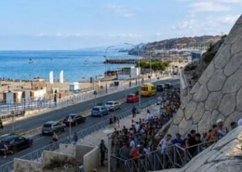 Spain to impose temporary border checks on arrivals from Italy