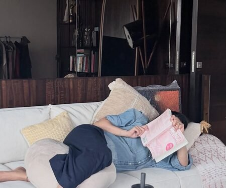 Samantha Ruth Prabhu reads maternity books as she prepares to welcome her firstborn