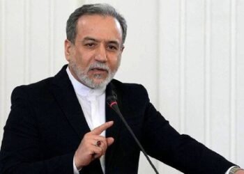 Reopening of Hormuz depends on US making amends for MoU violations: Iran FM