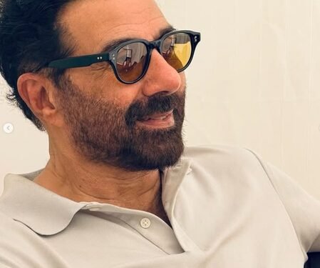 Sunny Deol, Karan Deol visited Partition Museum in Amritsar