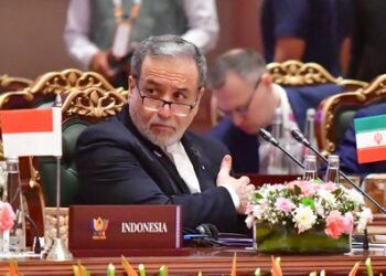 We are not having any negotiations with the US right now: Iran FM