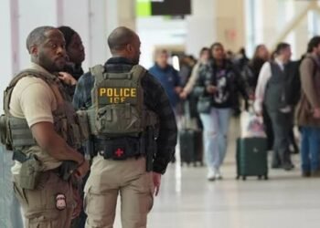 US widens $4,000 H-1B extension fee