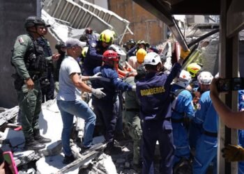 Colombia quake death toll rises to 132, over 570 injured