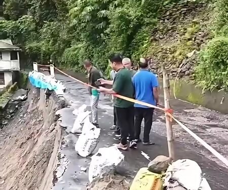 Landslides on busy road in Darjeeling district stall traffic movement in Bengal hill areas; more rains predicted