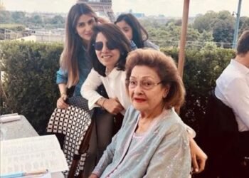 Neetu Kapoor shares rare family portrait featuring four generations of the Kapoor clan