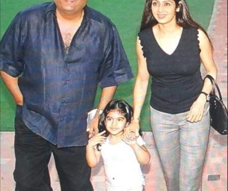Khushi Kapoor pays tribute to late mother Sridevi on her 62nd birth anniversary