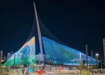 ‘India–Israel friendship shines bright’ as Jerusalem’s Chords Bridge glows in tricolour