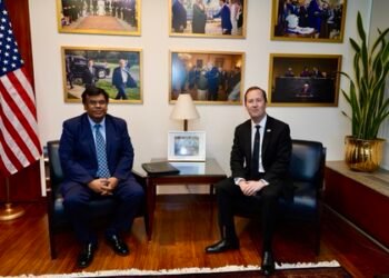 Ambassador Gor discusses US-India cooperation in aerospace and defence with drone manufacturer