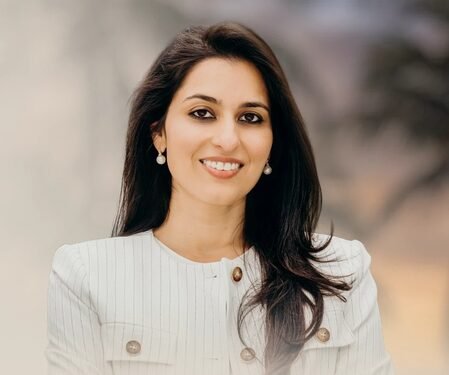 Indian-American Pia Dandiya wins Democratic primary in Florida