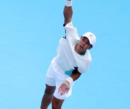 Nakashima saves 3 match points to topple Medvedev in Cincinnati