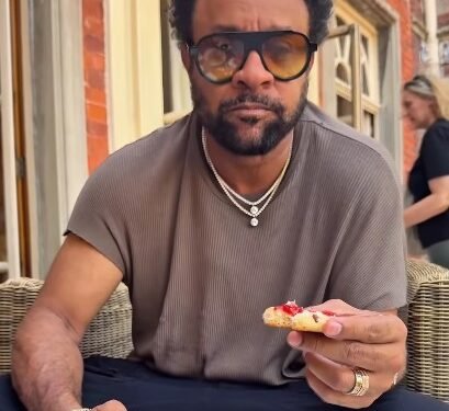Shaggy enjoys a laid-back day with tea and scones