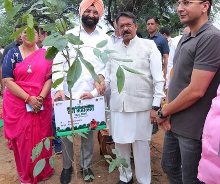 Delhi: City BJP chief Harsh Malhotra joins plantation drive on Ridge