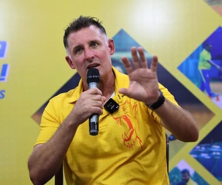 Hussey considers taking up England batting coach role after approach from Fleming