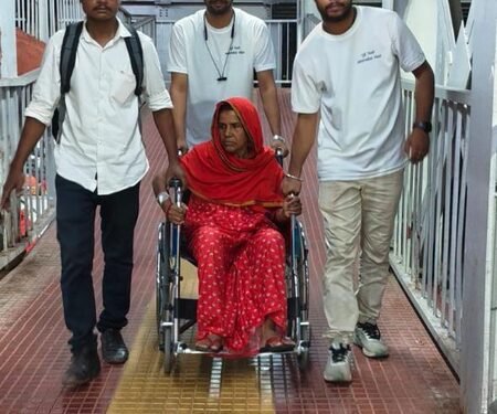 Dressing injured feet, treating exhaustion-related disorientation: ER reaches out to pilgrims’ hearts