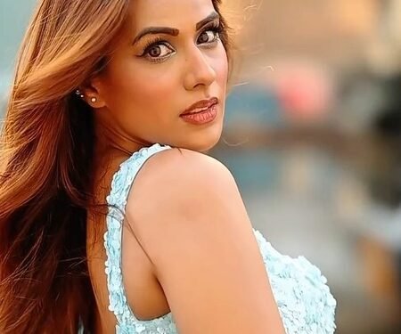Nia Sharma gets candid about ‘makeup-free life, dark circles and boredom’