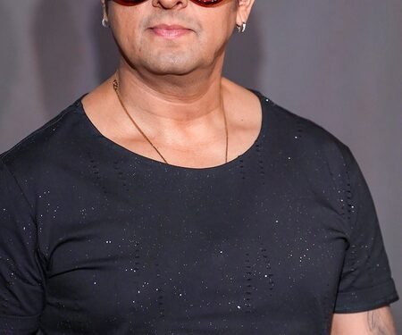 Sonu Nigam reveals how singing 16-17 jingles a day helped him master different languages