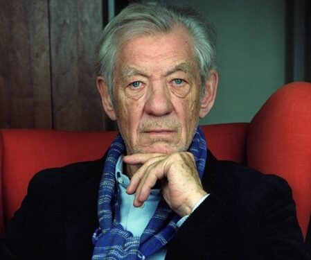 Ian McKellen says he lied after breaking his Golden Globe Award