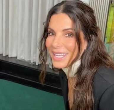 Sandra Bullock allows Maisie Williams to ‘raid Mama’s closet anytime’