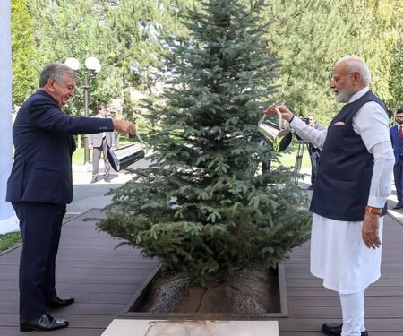 PM Modi, Uzbek President Mirziyoyev plant tree at Presidential Palace in Tashkent