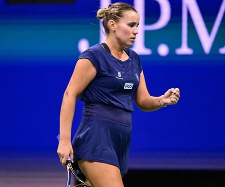 US Open: Sofia Kenin defeats Venus Williams in first round; Kostyuk, Paolini and Pegula win