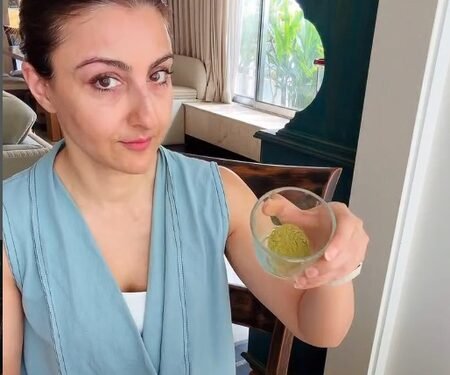 Soha Ali Khan shares the recipe of her protein matcha pre-workout drink