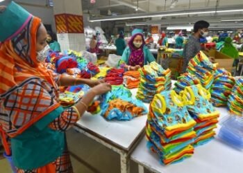Bangladesh’s garment industry takes river pollution to threatening levels: Report