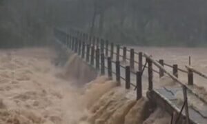Rahul, Priyanka express grief as Kerala floods claim 12 lives; schools closed in rain-hit districts