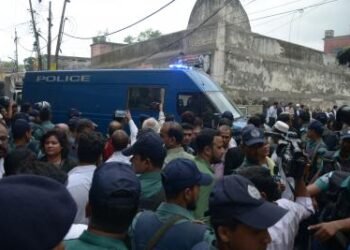 690 escaped prisoners still at large in Bangladesh: IG Prisons