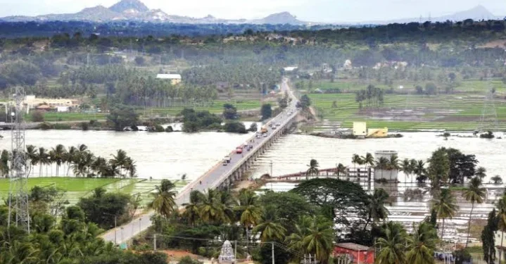 Cauvery water dispute: Karnataka mulls moving Supreme Court against CWRC order