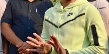 Delhi HC seeks WFI stand on Vinesh Phogat’s plea against show-cause notices
