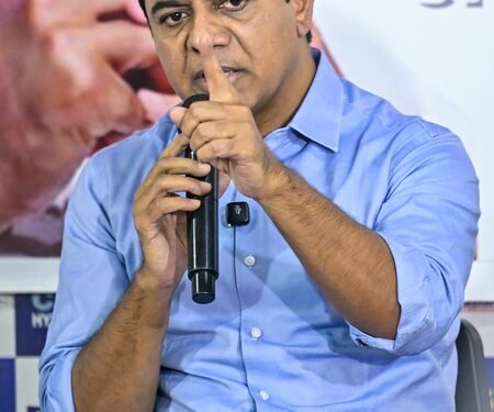 Telangana Police actively working for Congress party, says KTR