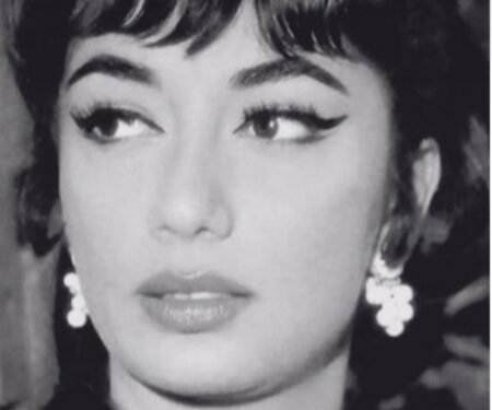 Jackie Shroff remembers legendary Sadhana on her 85th birth anniversary