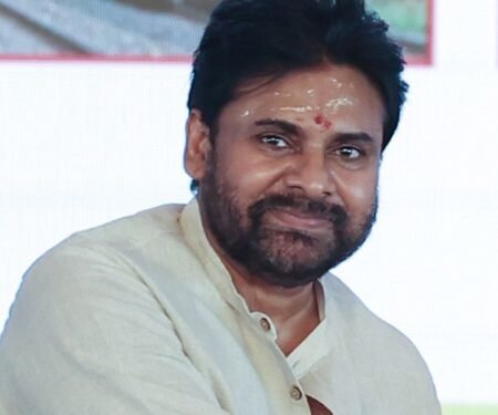Kamal Haasan, Ram Charan, Allu Arjun & others wish Pawan Kalyan as he turns 55