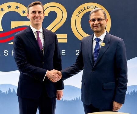 RBI Governor meets US Fed, IMF leaders