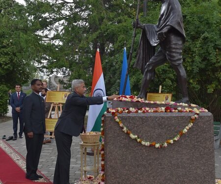 EAM Jaishankar concludes Kyiv visit by paying homage to Mahatma Gandhi