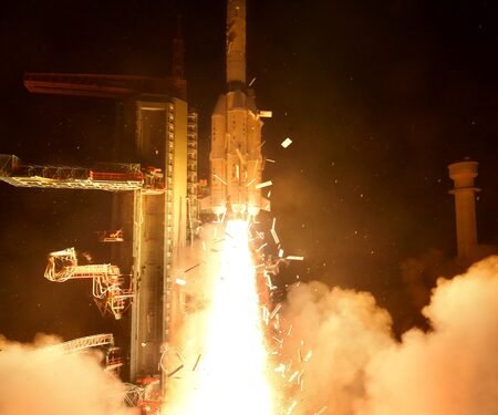 Andhra Pradesh Governor, CM congratulate ISRO scientists