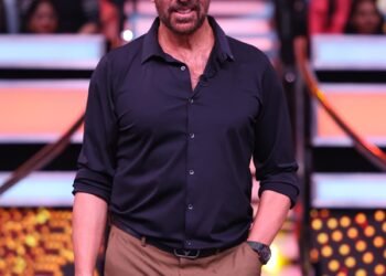 Akshay Kumar shares fun anecdote from childhood encounter with Big B on sets of ‘Bemisal’