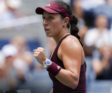 US Open: Jessica Pegula fends off Leylah Fernandez to reach fourth round