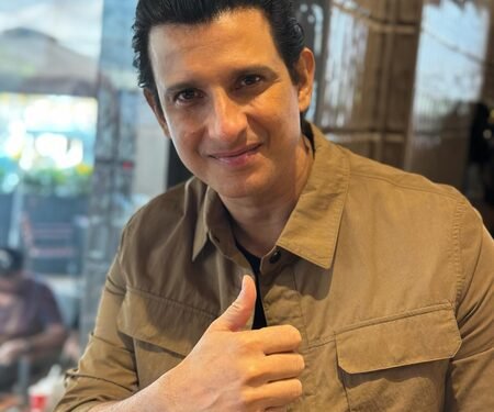 Sharman Joshi concludes ‘Golmaal 5’ shoot, calls reuniting with Ajay Devgn ‘beautiful opportunity’