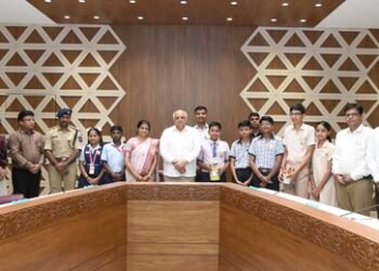 Gujarat CM marks Janmashtami at Dabhoda Temple, contributes to teachers’ welfare fund