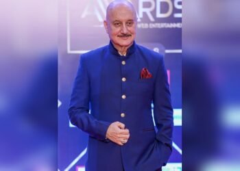 Anupam Kher hails Sanatanis abroad for preserving Indian traditions during his visit to Sri Ashtalakshmi temple