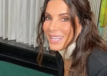 Sandra Bullock says she still feels Betty White’s presence