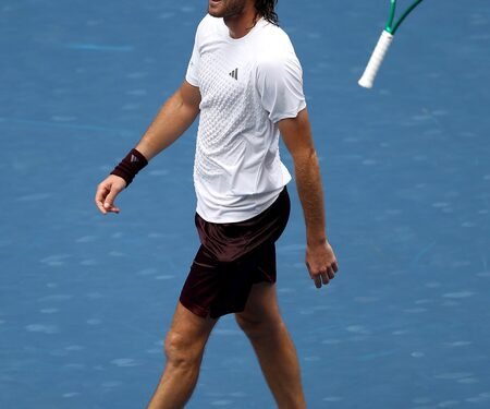 US Open: Tsitsipas last hope to preserve 150-year-old Grand Slam one-handed record